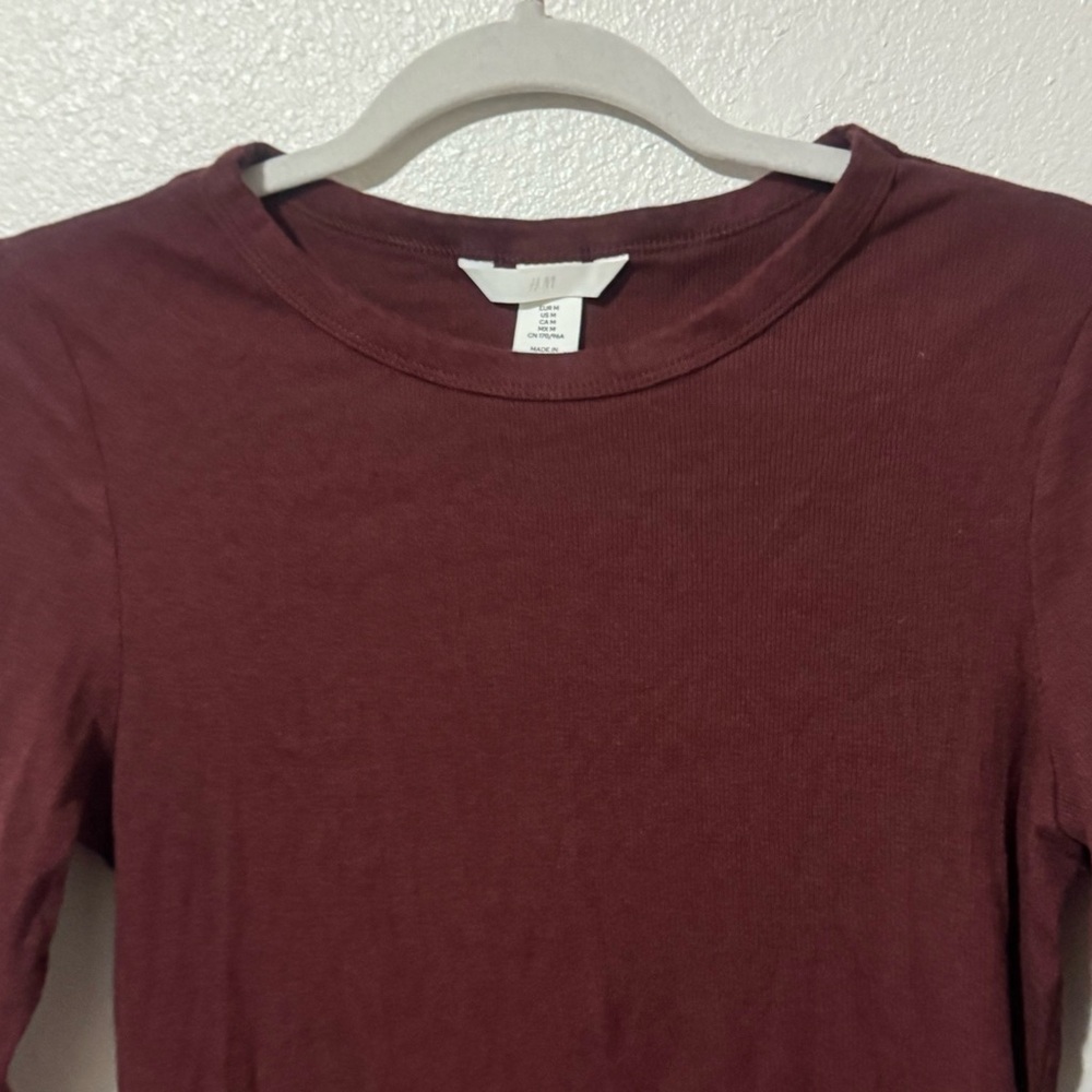 H&M Crew Neck Slim Fit Shirt Thermal Long Sleeve Top Gray Burgundy LOT OF 2 M - Picture 2 of 11